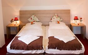 Boutiquehotel Goldene Rose - Self-Check-In